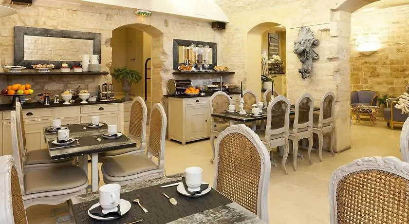 Отель Des Ducs D'anjou 4*